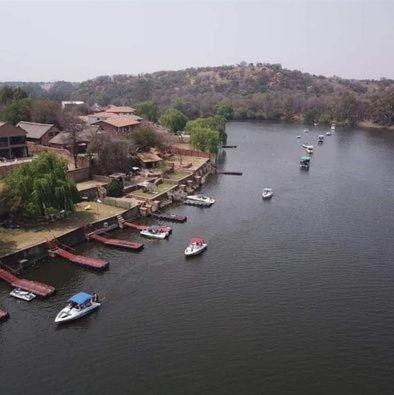 Hotel Die Bostokelos And Spa à Vanderbijlpark Extérieur photo